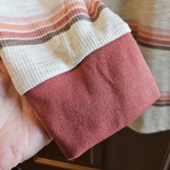 MAURICES Striped V-Neck Henley Women's sz L - Picture 6 of 8